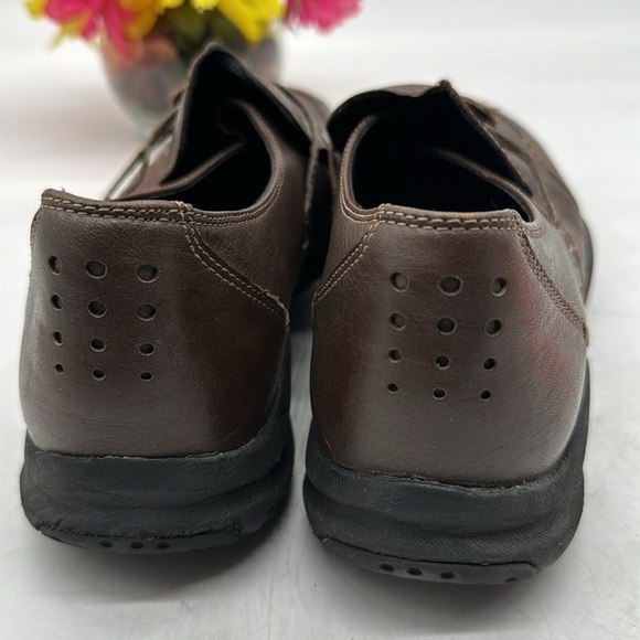 Clarks Brown Leather Loafer Size 9 MCL4814 - Picture 4 of 9